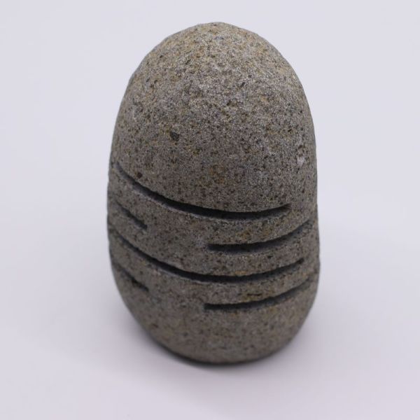 Hygge Kerzenhalter aus Flussstein – Standing Stone Cut – Ansicht 2